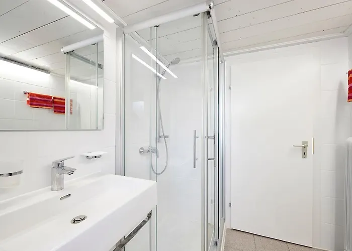 Ederbergl شقة نيديراو